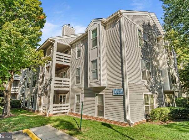 10302 APPALACHIAN Circle, OAKTON, VA 22124