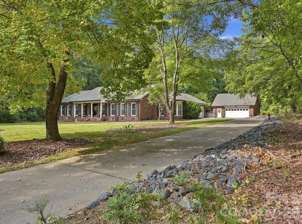 1734 Bellamy Circle, Albemarle, NC 28001