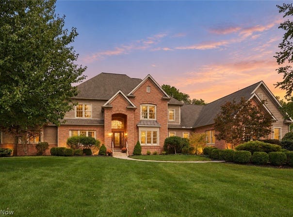 2227 Firestone Trace, Akron, OH 44333