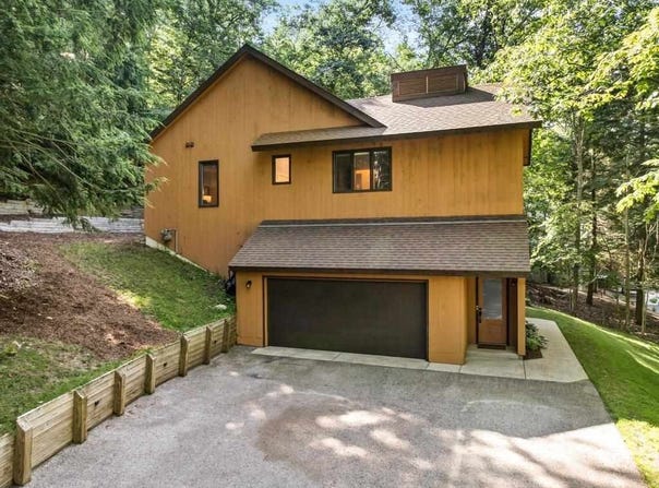 1452 Timber Pass, Harbor Springs, MI 49740
