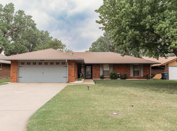 2056 Windmill, Enid, OK 73703