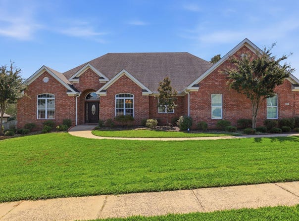 301 Cedar Drive, Bryant, AR 72202