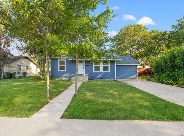 504 Aero Ave, Schertz, TX 78154