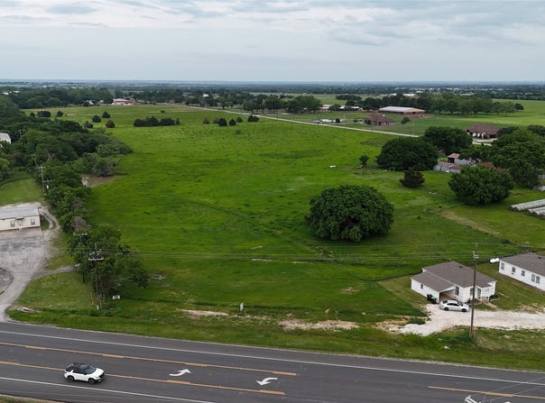 377 Highway, Pilot Point, TX 76258