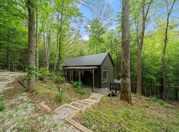 507 Cave Hollow Road, Campton, KY 41301