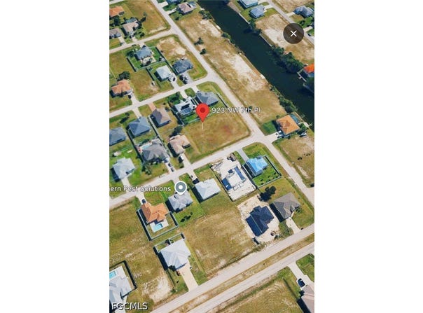 923 NW 7th Place, Cape Coral, FL 33993