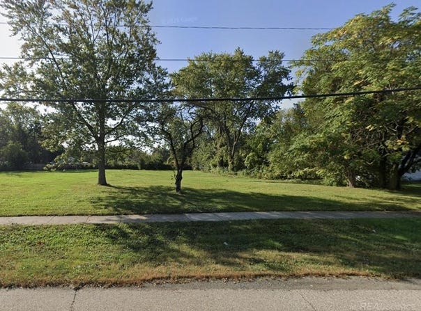 11878 Stephens Rd, Warren, MI 48089