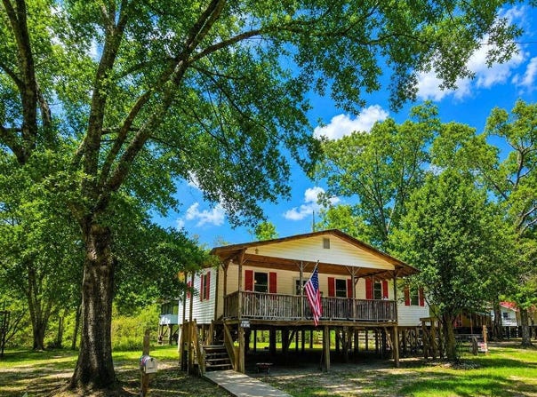 1239 Holly Ridge Lane, Cottageville, SC 29435