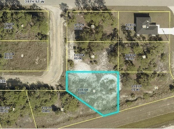 2515 Catron Circle, Lehigh Acres, FL 33971