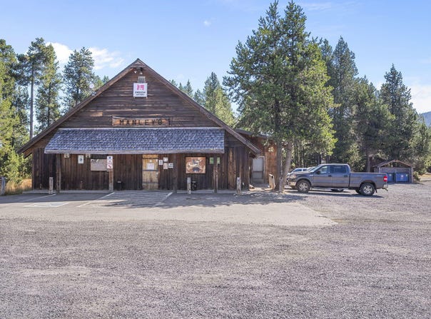 20005 58 Highway, Crescent Lake, OR 97733