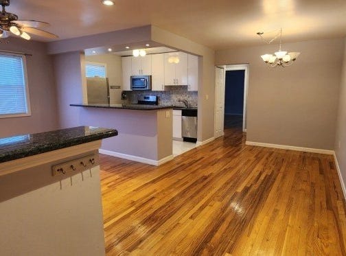 32 Knox Ter, Wayne Twp., NJ 07470-2327