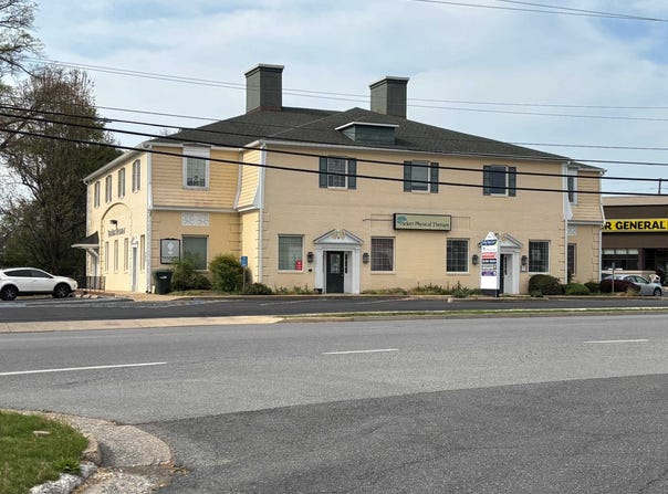 201 ROSSER AVE, WAYNESBORO, VA 22980