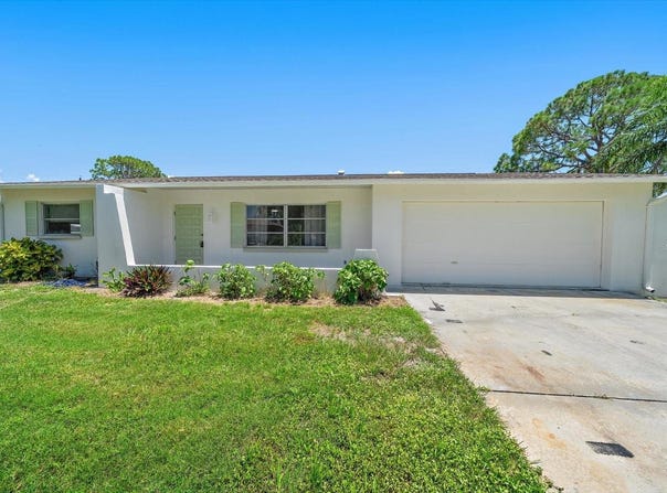 987 QUEEN Road, VENICE, FL 34293