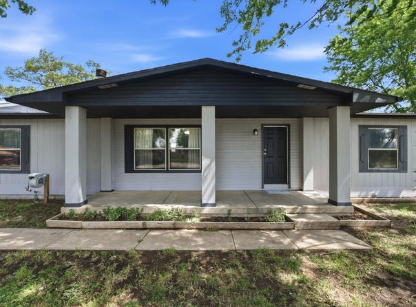 114 E 3rd St, Udall, KS 67146-9034