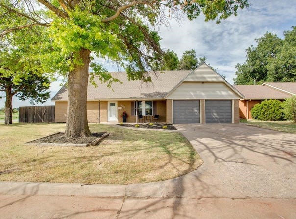 2324 Seminole, Enid, OK 73703