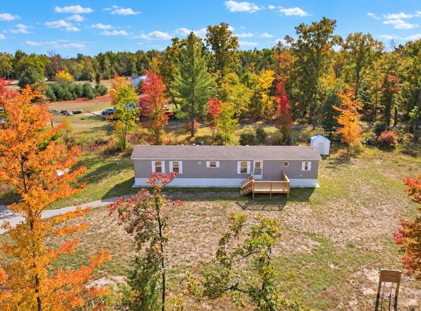 1158 E 24th Street, White Cloud, MI 49349