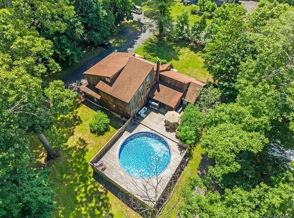 11 Buena Vista Road, Suffern, NY 10901