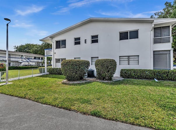 117 Westbury E, Deerfield Beach, FL 33442