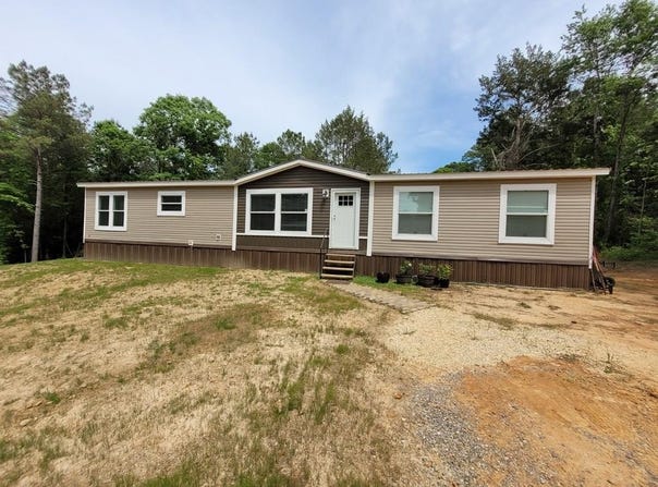 51 County Road 355, HEIDELBERG, MS 39439