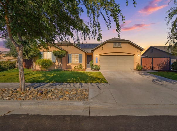 1078 Geneva Drive, Lemoore, CA 93245