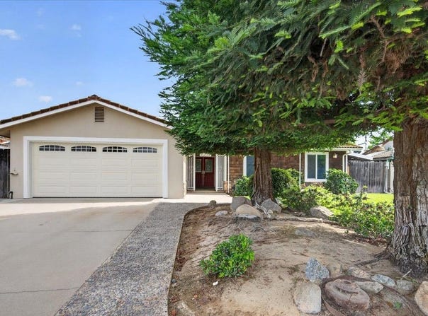 2231 Moir Drive, Sanger, CA 93657