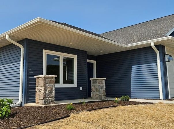 4510 Crooked Stick Ct, Egg Harbor, WI 54209