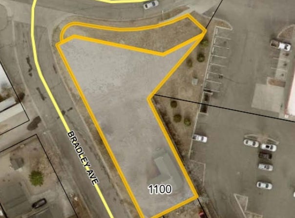 1100 E 14TH ST, Cheyenne, WY 82001