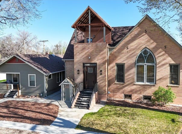 809 Charlotte St, Johnstown, CO 80534