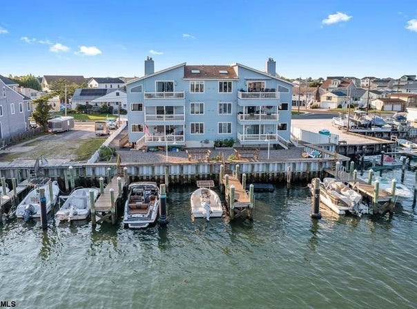 444 W Shore Dr, Brigantine, NJ 08203