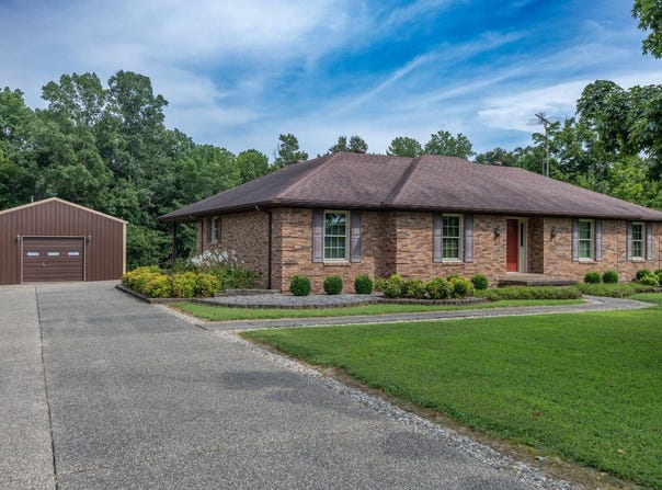 1130 Scotts Ridge Rd, Raywick, KY 40060