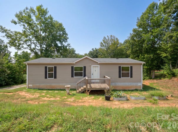 2913 Conner Circle, Morganton, NC 28645