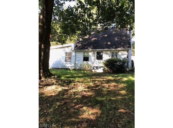 45 Half Way House Road, Franklin Twp., NJ 07882-3515
