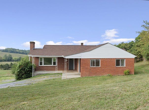 189 COLLIERSTOWN Rd, Lexington, VA 24450