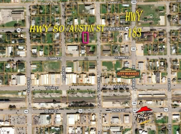 516 Austin St, Luling, TX 78648