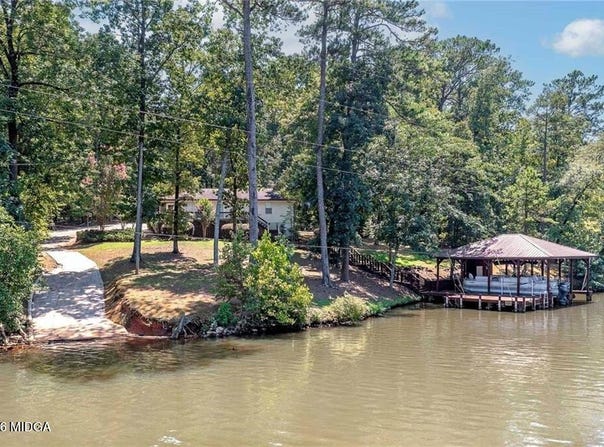 207 Quail Trail, Jackson, GA 30233