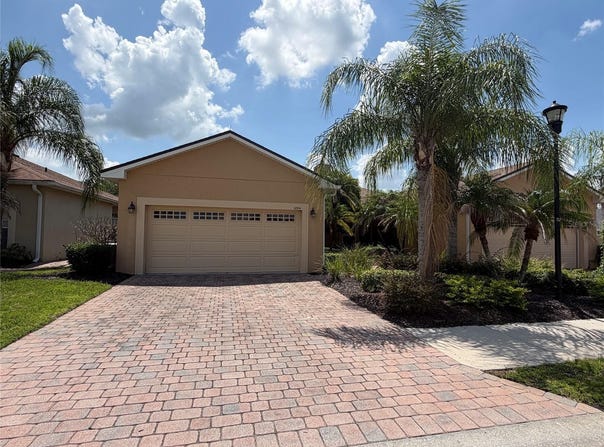 1224 VIENNA SQUARE Drive, WINTER HAVEN, FL 33884