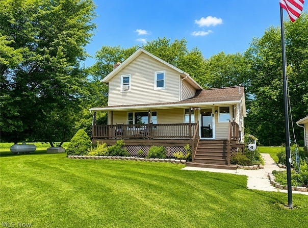 12096 Baumhart Road, Amherst, OH 44001