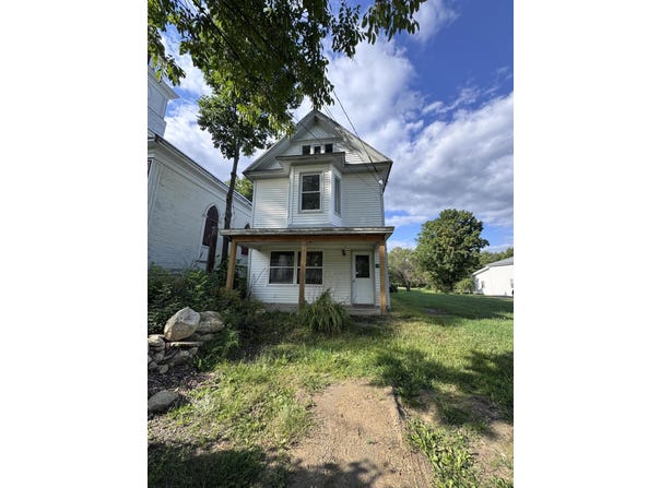79 Main Street, Phillips, ME 04966