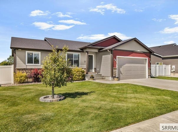 3976 S Hazen Drive, Ammon, ID 83406