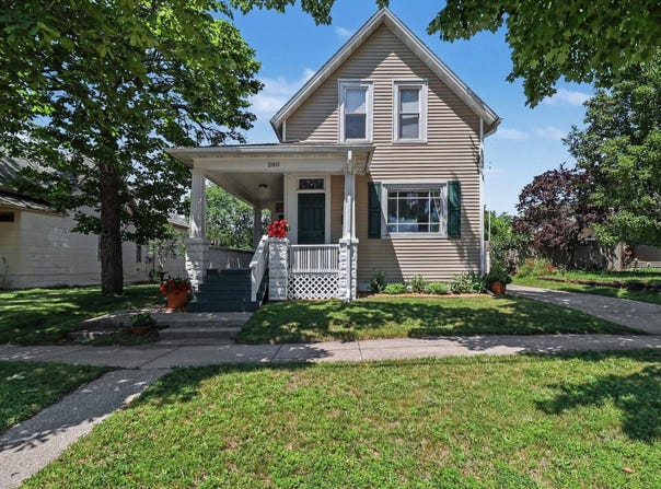 280 7th Street, Manistee, MI 49660