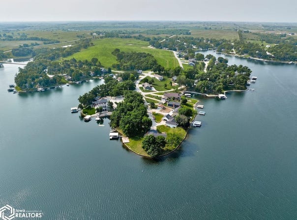 1270 Bee Tree Lane, Ellston, IA 50074