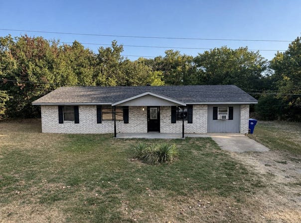 413 E Leecraft, Colbert, OK 74733