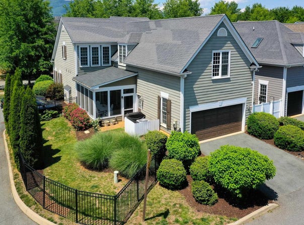 5622 UPLAND DR, CROZET, VA 22932