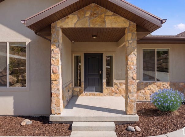 150 CRESTVIEW Dr, Park City, UT 84098