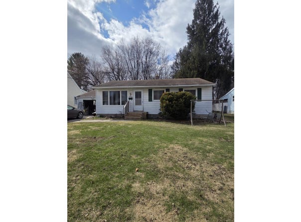 21 williams st, Massena, NY 13662