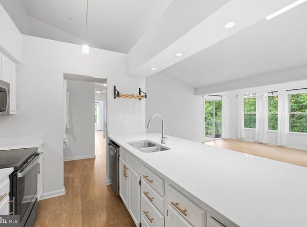 2812 CLEAR SHOT Drive, SILVER SPRING, MD 20906