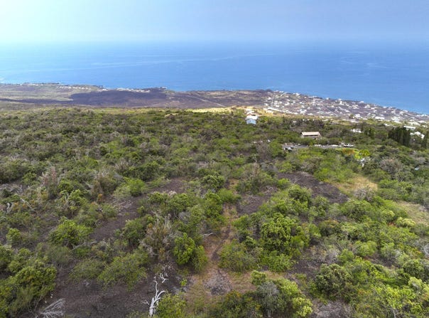 MAUNALOA AVE, Captain Cook, HI 96704