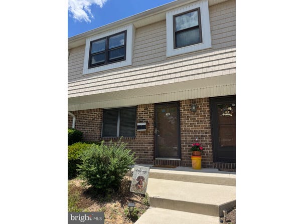 710 SILVER Court, HAMILTON, NJ 08690