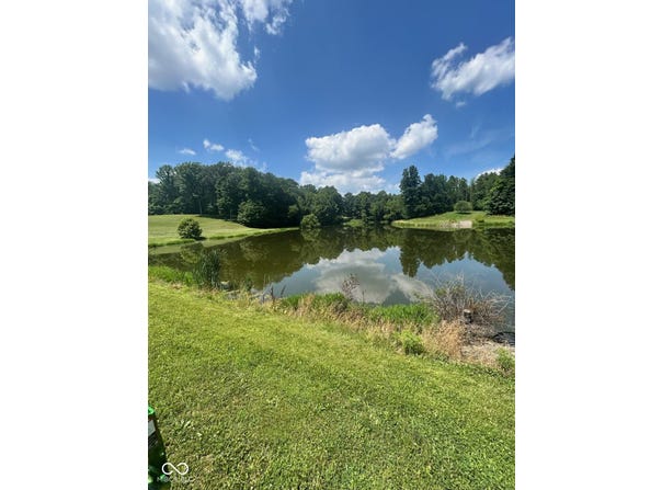750 South, Elizabethtown, IN 47232