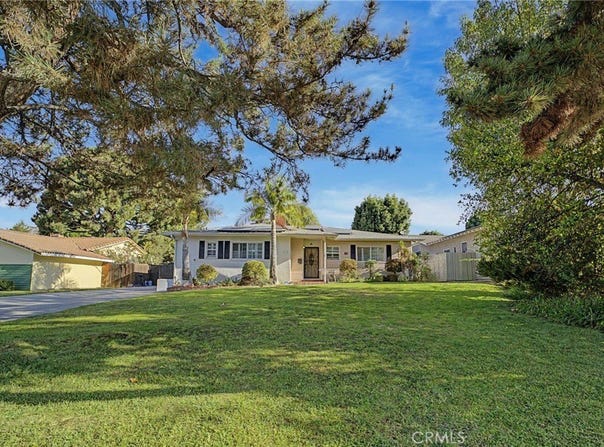 621 E Cypress Avenue, Glendora, CA 91741